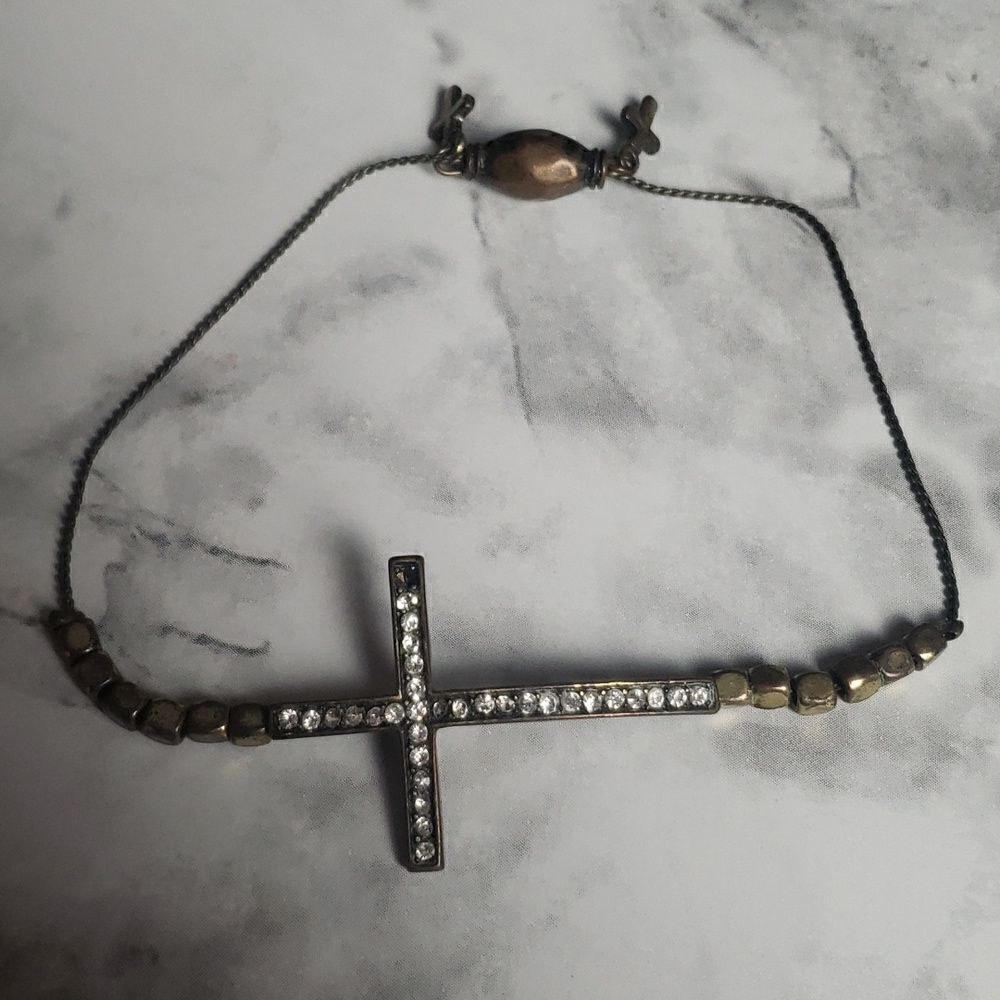 Cross Bracelet‎
